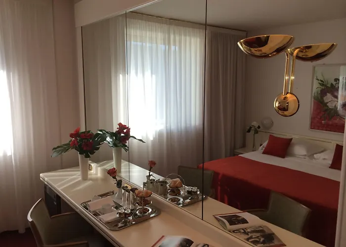 Starhotels Cristallo Palace 4*