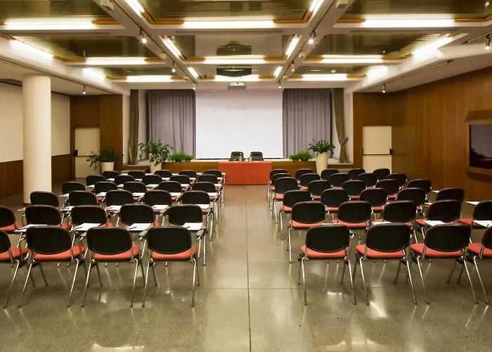 Hotel Starhotels Cristallo Palace 4*