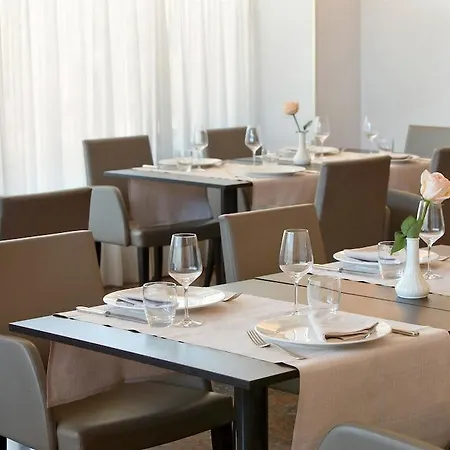 Starhotels Cristallo Palace 4*