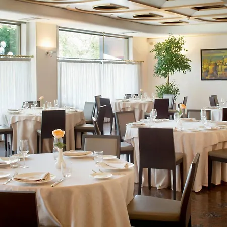 Hotel Starhotels Cristallo Palace 4*