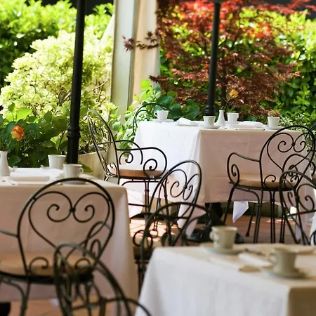 Starhotels Cristallo Palace Hotel