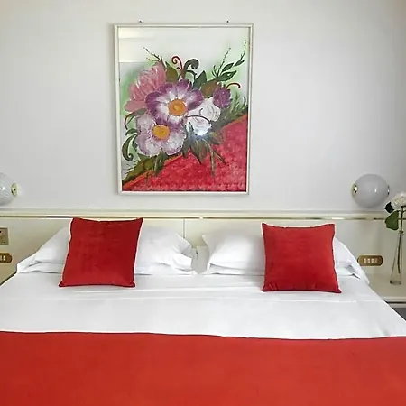 Starhotels Cristallo Palace Hotel 4*