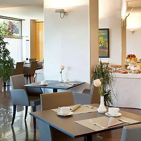 Hotel Starhotels Cristallo Palace