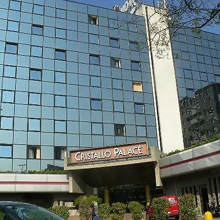 Готель Starhotels Cristallo Palace Бергамо