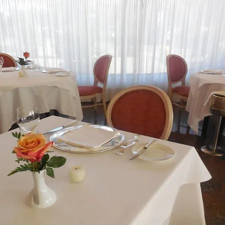 Starhotels Cristallo Palace Отель