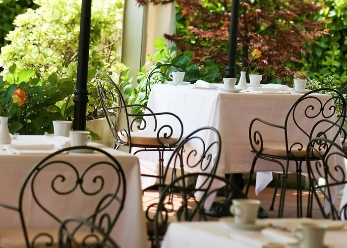 Starhotels Cristallo Palace Hotel