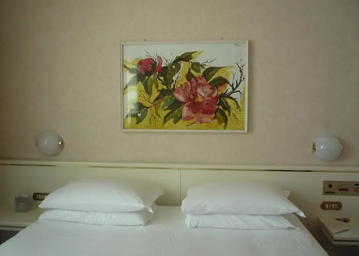 Hotel Starhotels Cristallo Palace 4*